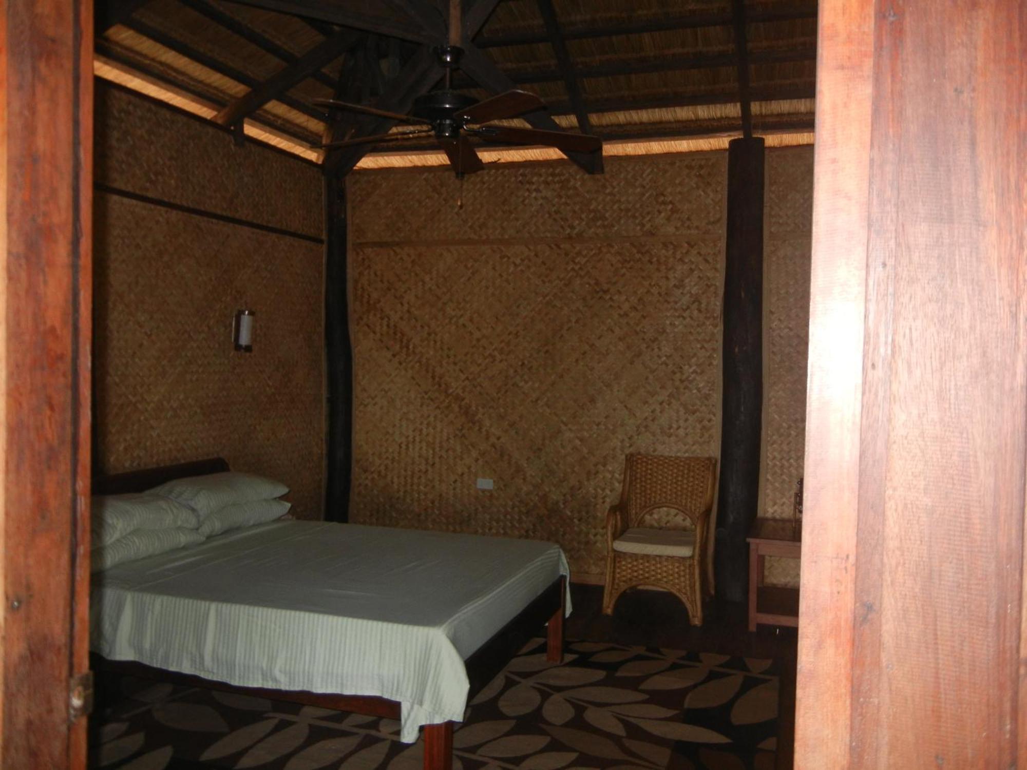 Playa Encantada Beach Resort El Nido Quarto foto