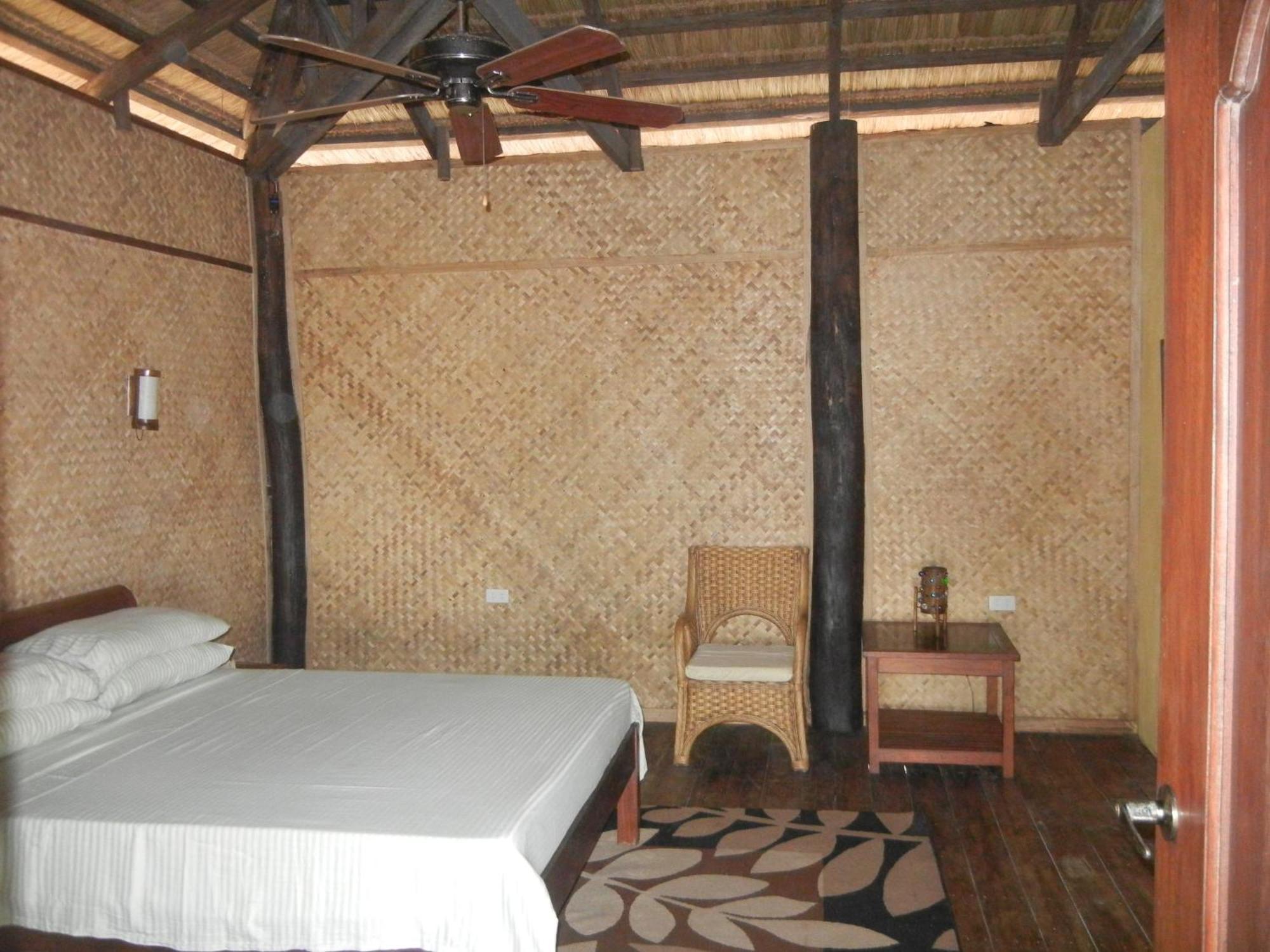 Playa Encantada Beach Resort El Nido Quarto foto